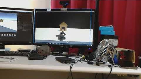 Hololens AR Experiment - More Desktop to Hololens, this time with pigs!