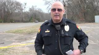 Police are continuing to investigate a shooting in kilgore that left
woman dead. the alledged gunman was also killed gun battle with
police. tyler mor...