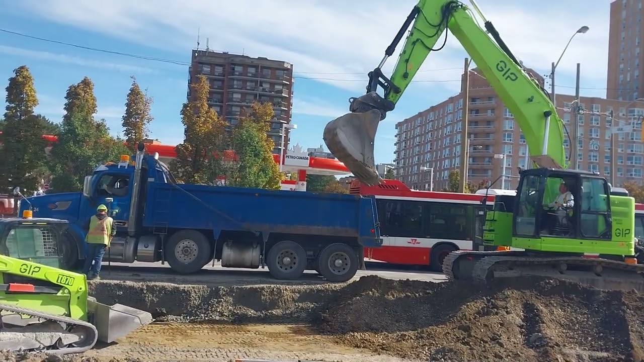 GIP GFL GROUP LOADING OUT ROAD BASE OCT 10/ 2025 PART #1