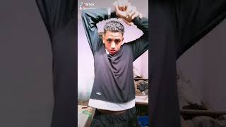 معاملتي تلاتاتي مع أي فلاتي بيبص بعينه ويطرف - اسمعها
