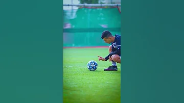 كيف تسدد الكرة في الزاوية التسعين 