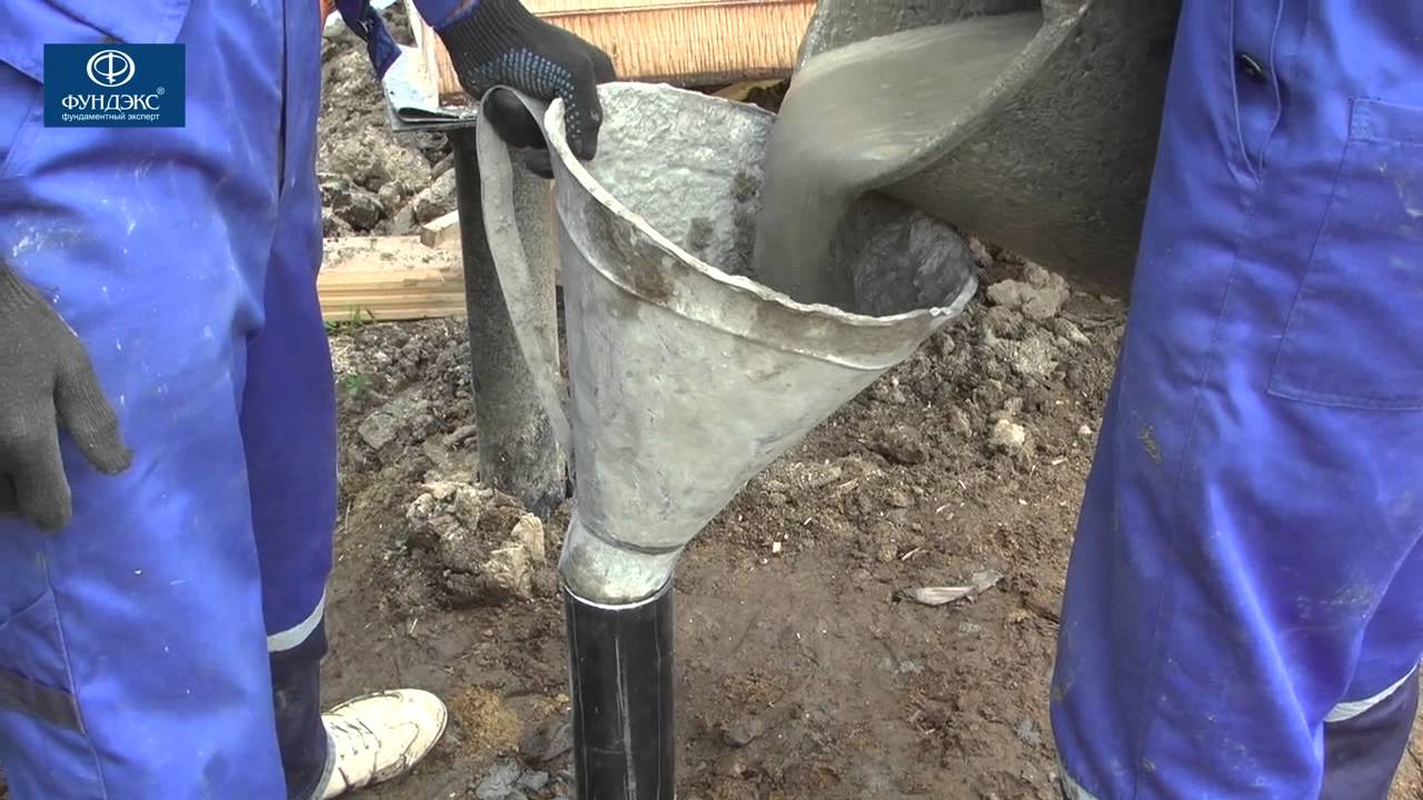 поднять дом на винтовые сваи - YouTube