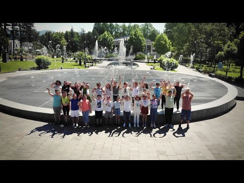 მეგობრები ვართ - ქ.ქუთაისის 12 საჯარო სკლა 4ბ კლასი