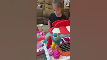 Cute Girl Selling Tacos Fun Pretend Play Imagination PretendPlay TacoStand KidsFun Shorts 