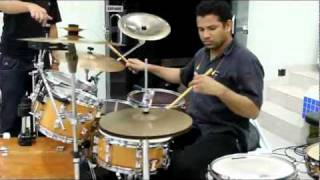 Aureliano Neto - testando a batera nova.avi