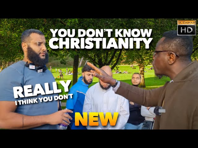 [NEW] Muslim pulls up Christian! Mohammed Hijab Vs Christian | Speakers Corner | Hyde Park class=