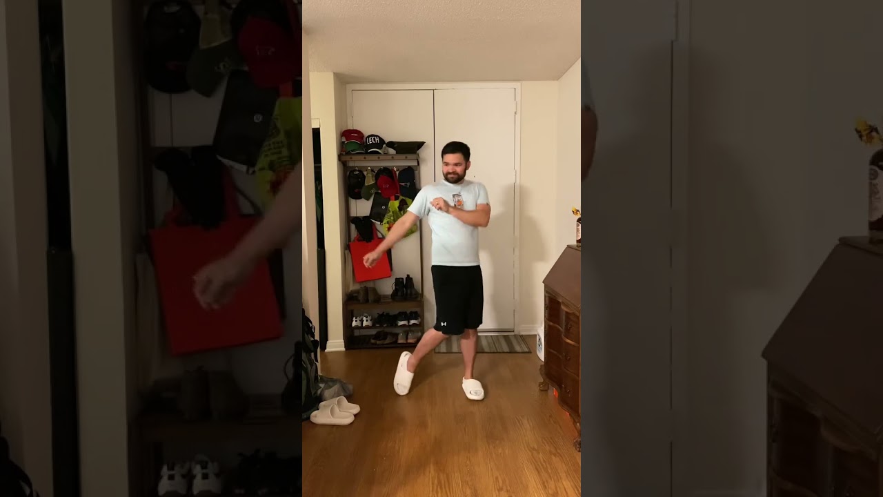 Freestyle Dancing to Teardrops by Roosevelt