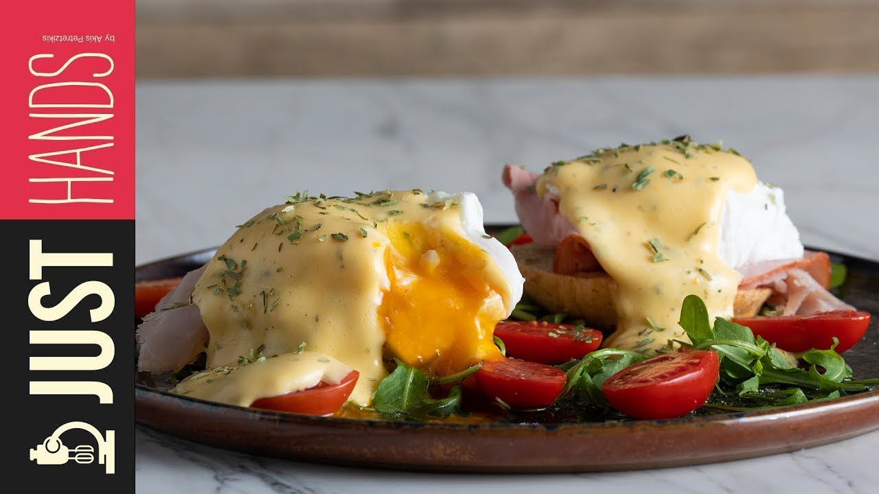 Eggs Benedict in 30 minutes | Akis Petretzikis