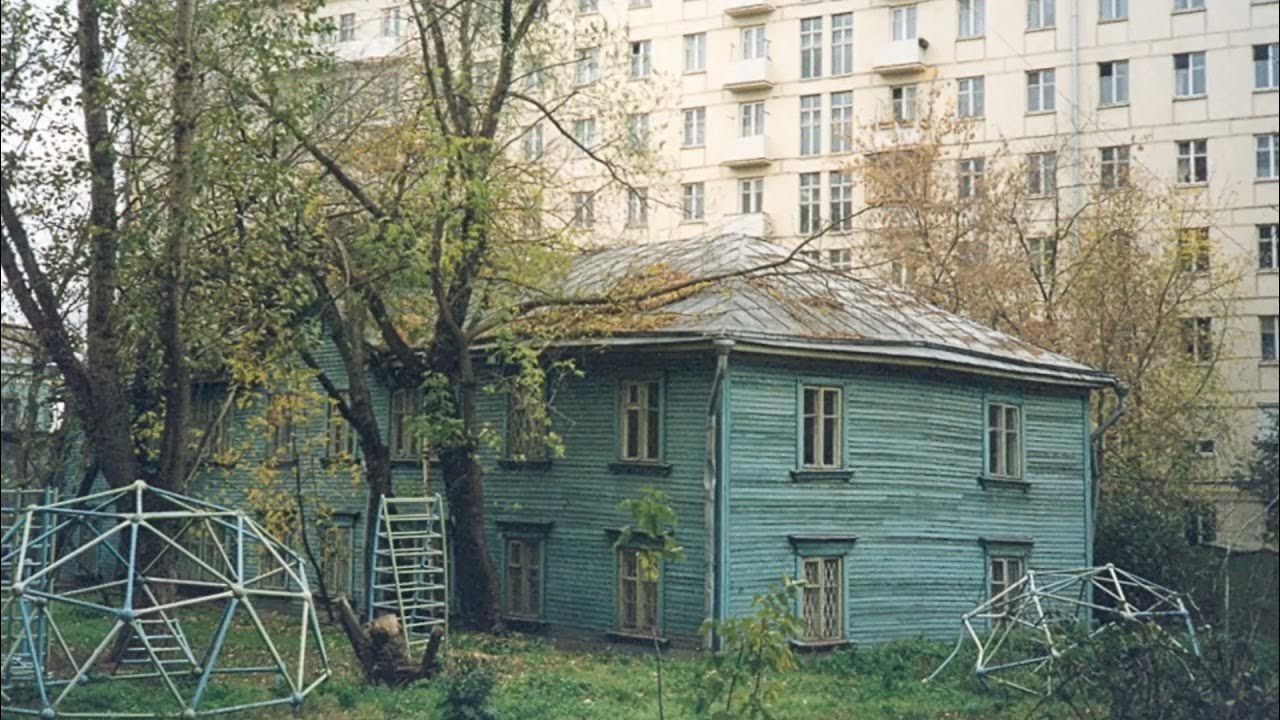 Пр д жили. Москва двор 90е. Москва дворы 90-х. Москва 1995. Лужнецкий пр-д. 25.