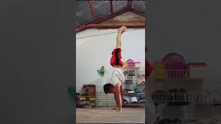 Famous My V-Sit and Handstand Progression at rest day... Net Worth