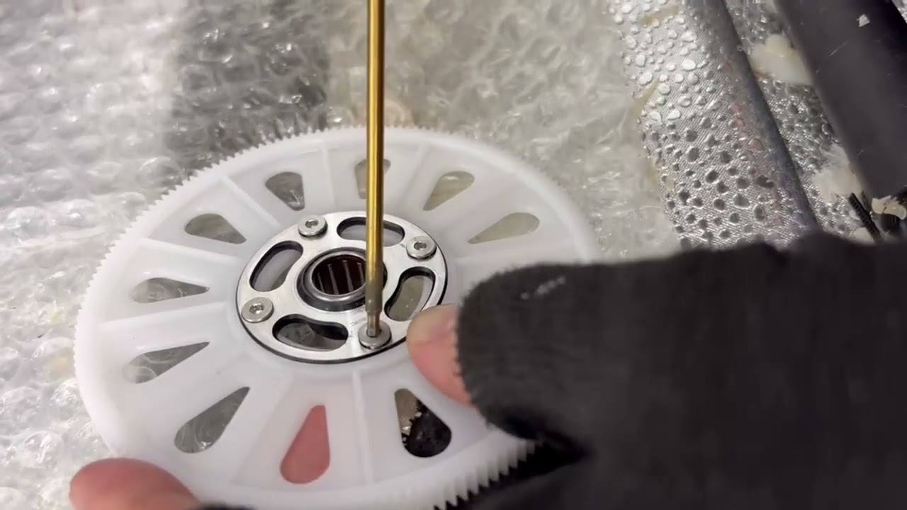 Replacement Tutorial for 500-Level Main Gear (One-Way Bearing Version) Suitable for FLISHRC AH-64