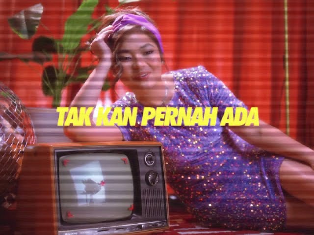 Geisha - Tak Kan Pernah Ada (Love Recalls Version) | Official Lyric Video class=