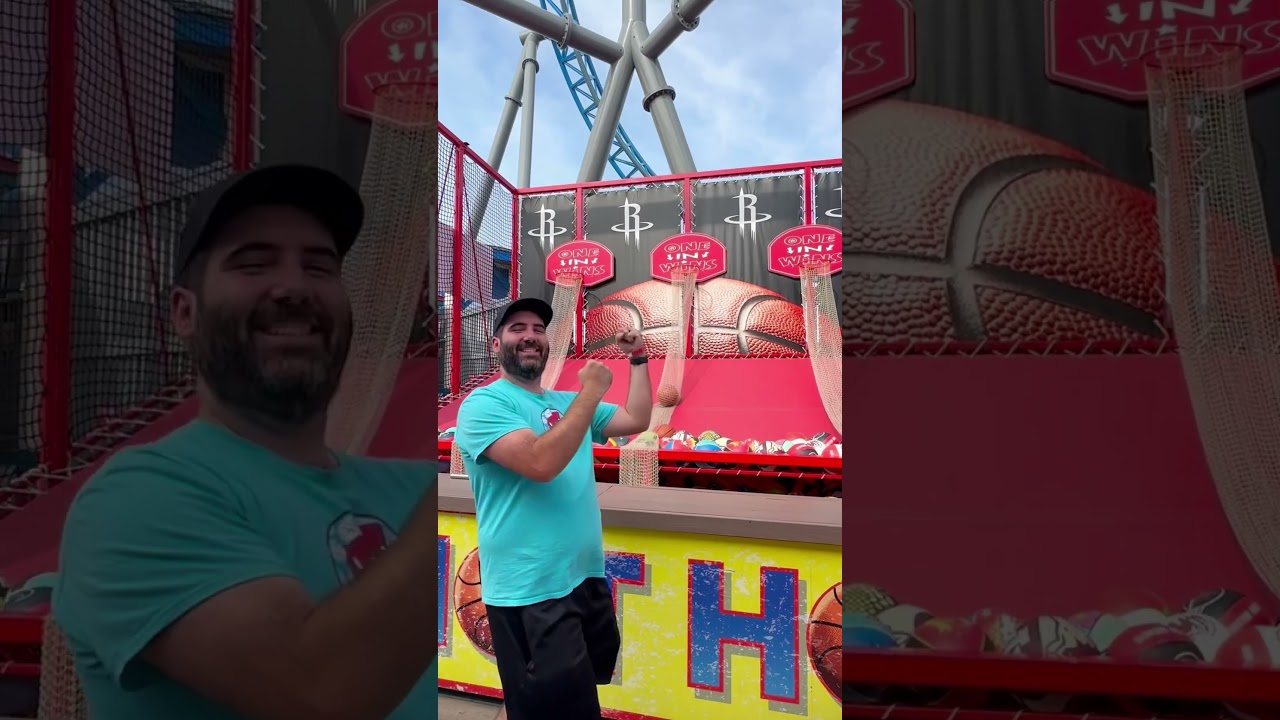 Have you ever won basketball at the fair? 🏀 