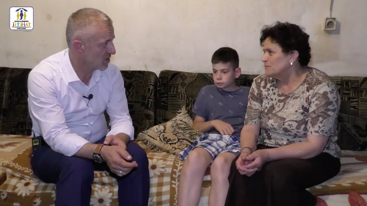 JETIMAT E BALLKANIT - Une jam jetim por shyqyr qe e kam nenen Egzofshi banesen ere