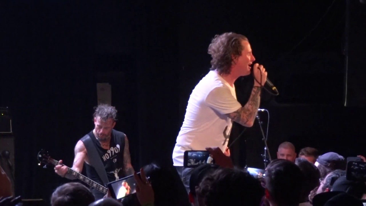 Corey Taylor & Friends: Part 6.  Fairies Wear Boots (Black Sabbath)