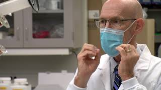 Mask up like a pro: Mayo Clinic expert shows how to safely wear, take off a face mask