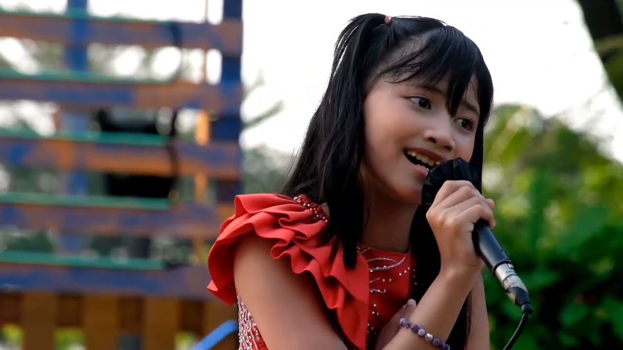 Feby Putri - R U N T U H  -  COVER By MUTIA Cito
