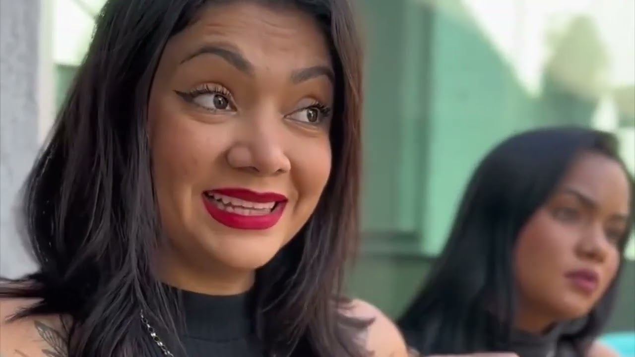 Após tantas decepções, aprendi a não confiar em ninguém, mesmo que pareçam simpáticos