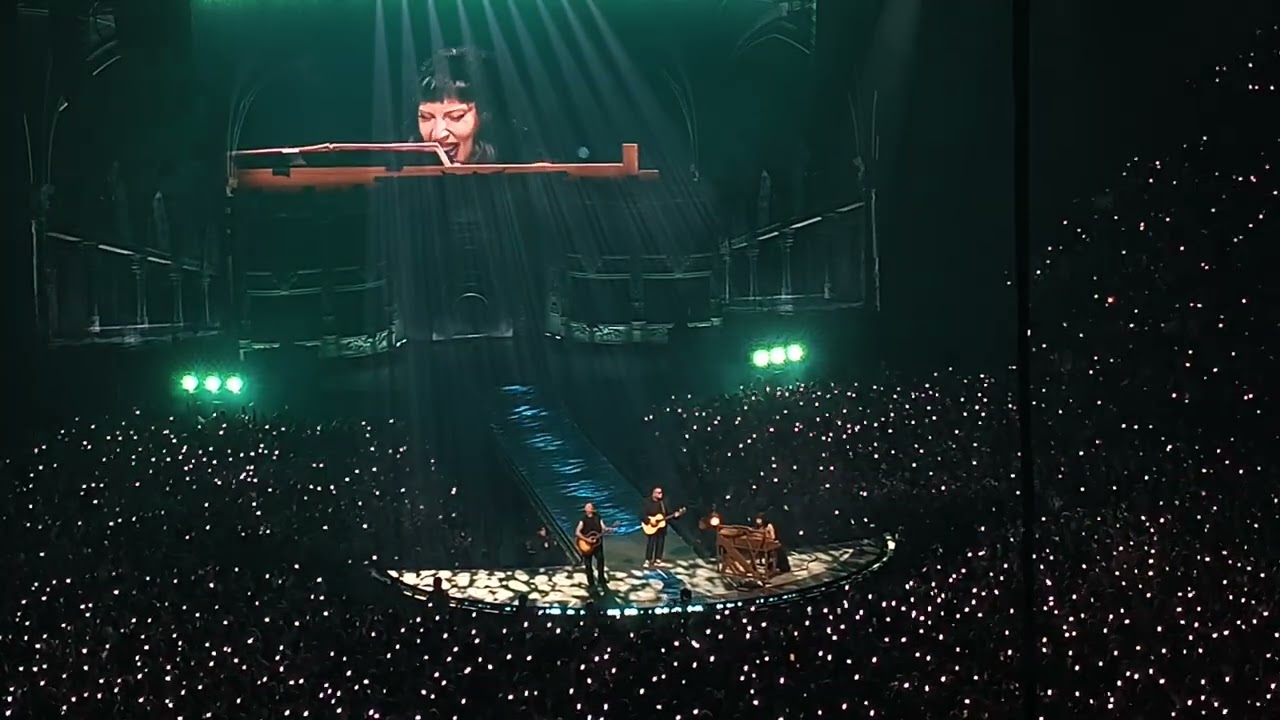 Lady Gaga - Joanne (Live @ Stockholm)