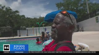 Miami-Dade participates in world record for largest swimming class, promote water safety
