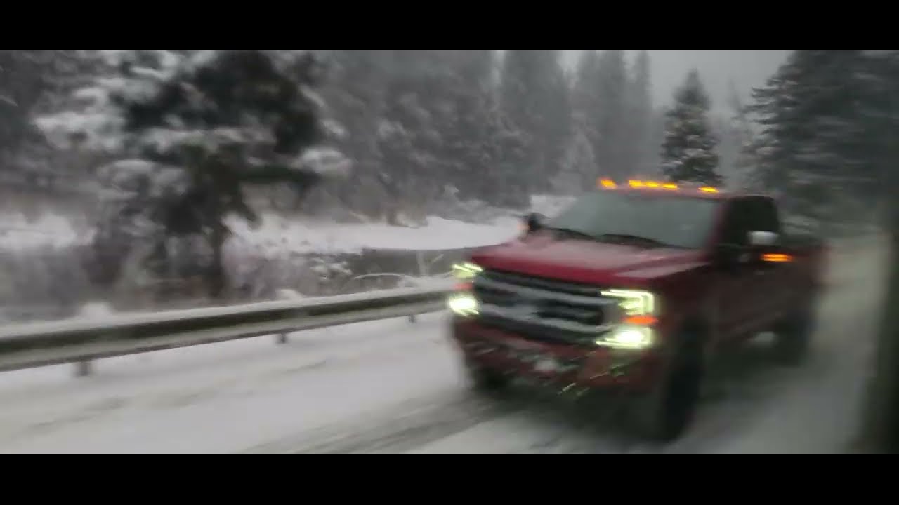 2 Nevada  en las Sierra, saliendo del trabajo, Montana que fria here's pero  hermosa diciembre 4 