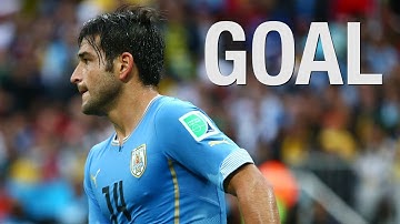 Nicolás Lodeiro scores a diving header for Uruguay in World Cup qualifier