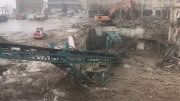 Powerscreen Premiertrak 400 Jaw Crusher with MGL 7436 Track conveyor & Edge 8040 Track conveyor