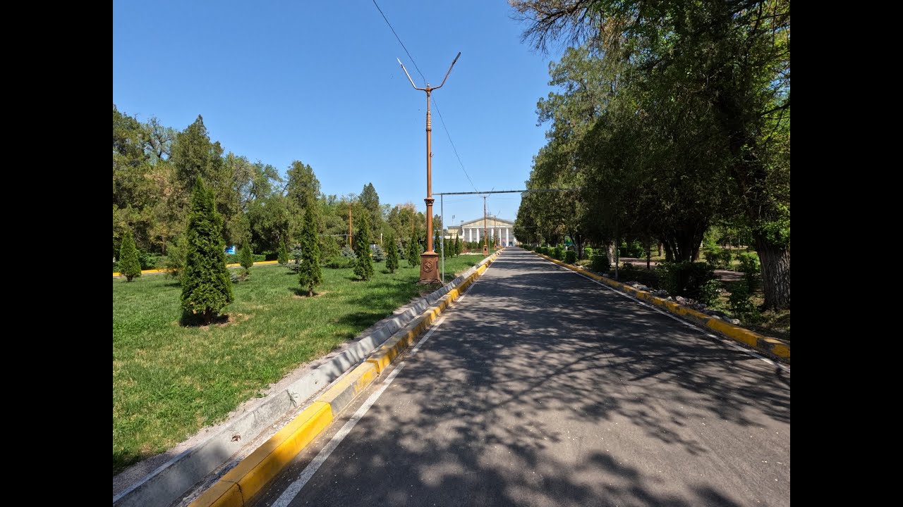 A WALK IN THE PARK / ПРОГУЛКА ПО ПАРКУ