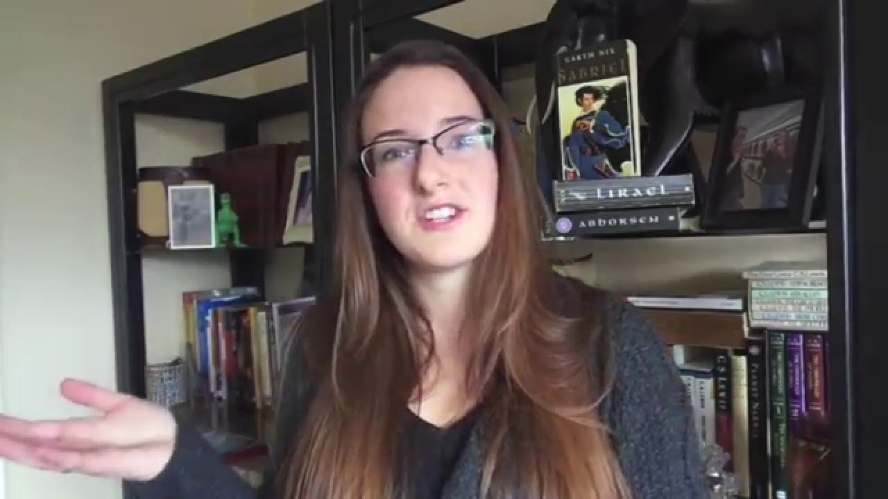 The Old Kingdom Series//Book Review