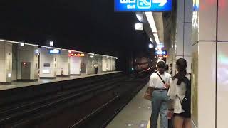 2020.10.4　1228次EMU700區間車抵達松山車站