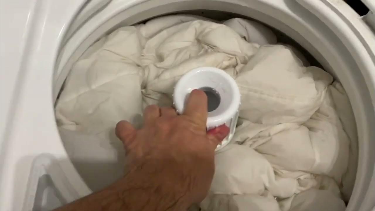 Washing a KING SIZE Comforter in a Speed Queen EASILY DONE YouTube