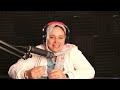 خالي شاف مراته بعينه وسامحها وفي الآخر بيتشطر على أمه المريضة mp3