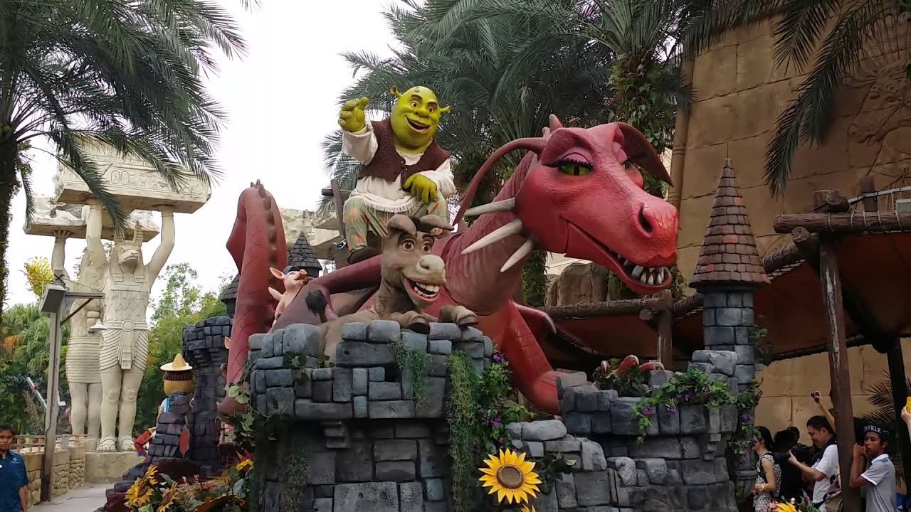 Universal Studio Singapore Parade