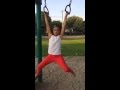 Noella au parc un peu de la gymnastique  coup de colre de kong ming  son pre lol 