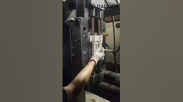 New Mold Test Unveiled: See Our Injection Molding Machine in Action!