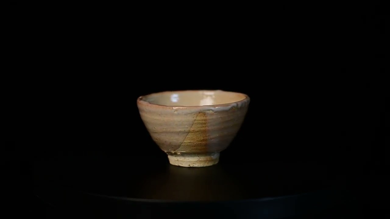 Guinomi by Naoki Kojima – Sake Cup Slow Rotation 小島直喜 唐津山瀬