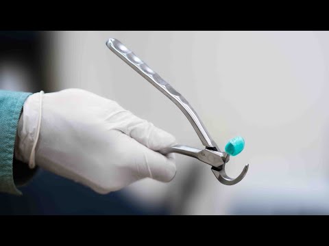 (EN) Physics Forceps® | Upper Premolar Extraction by Dr. Carl Misch