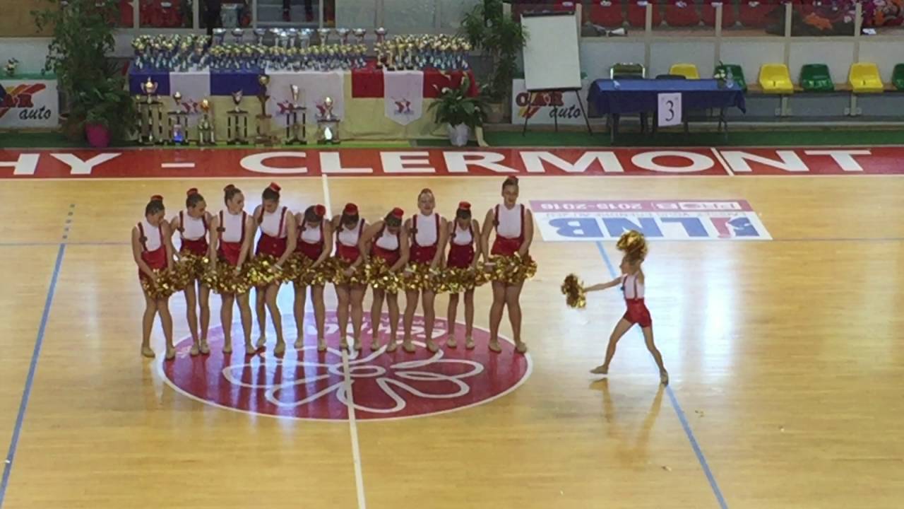 Grand National Twirling 2016 - Petite pompon Junior - St Max System / St Maximin