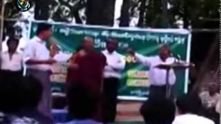 DVB - ဦးေနမ်ဳိးေ၀ ေဟာေျပာပြဲ စစ္ကိုင္းေဒသခံေတြတားဆီးလိုု႔ပ်က္