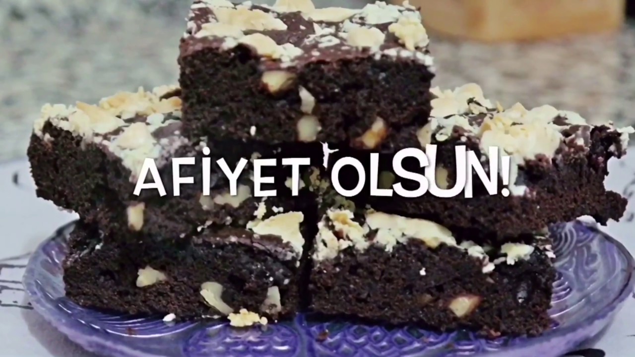 Beyaz çikolatalı brownie Beyaz çikolatalı brownie