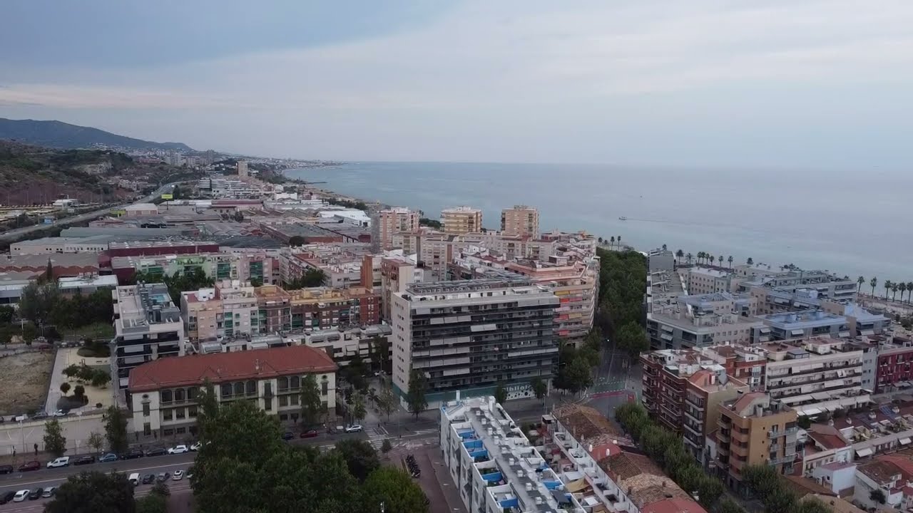 DJI Mini 2 Parque de Can Solei i Ca l'Arnús, Casagemes. BADALONA