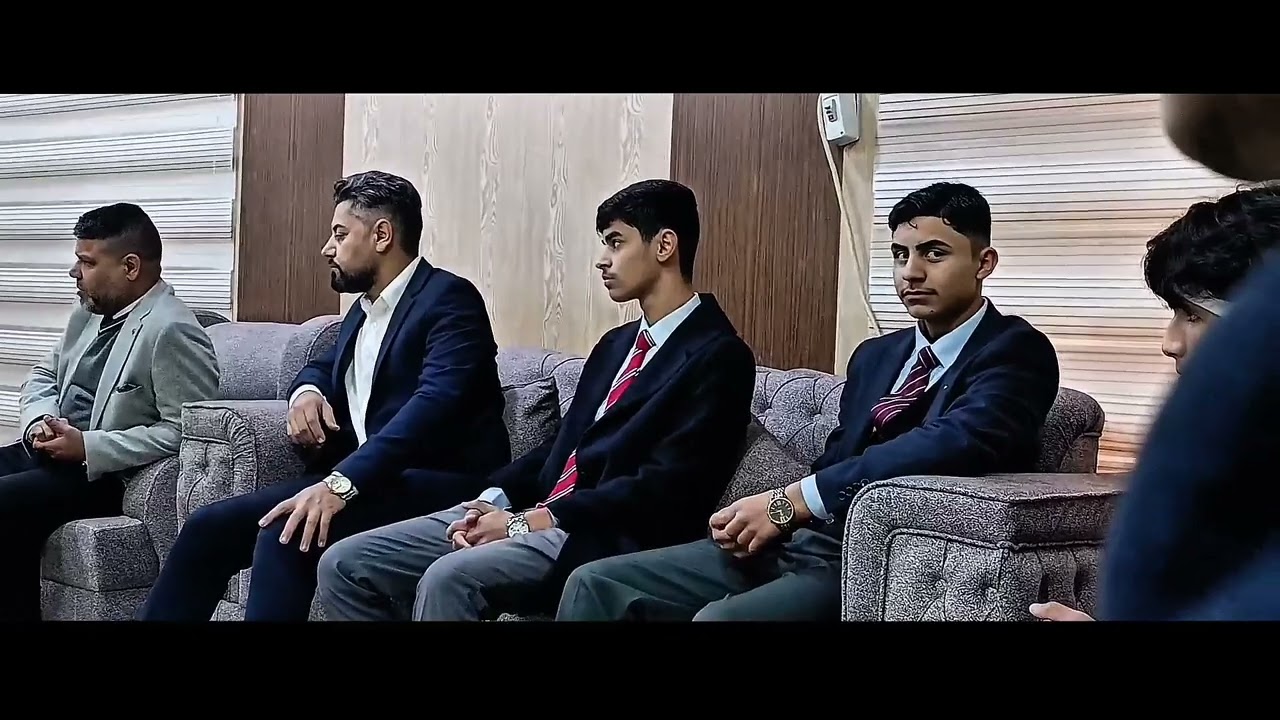 جانب من زيارة برلمان طلبة ثانوية المتفوقين الثانية في الناصرية إلى دار براعم الدولة للأيتام. 