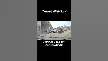 Whose mistake at the Intersection? #dashcam #civicsense #trafficrules