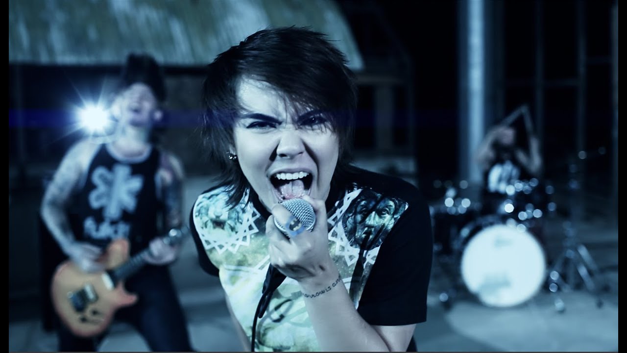 The World Over - "Swervewolf" (OFFICIAL MUSIC VIDEO)