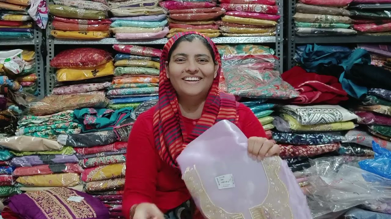 Tissue silk ke suit ♥️ 9518642914