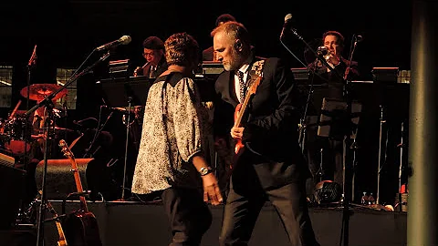 Francine Reed with Lyle Lovett's Large Band  "Wild...