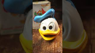 The Donald Duck Camera by Toy’s Clan is a children’s camera licensed by Walt Disney Productions