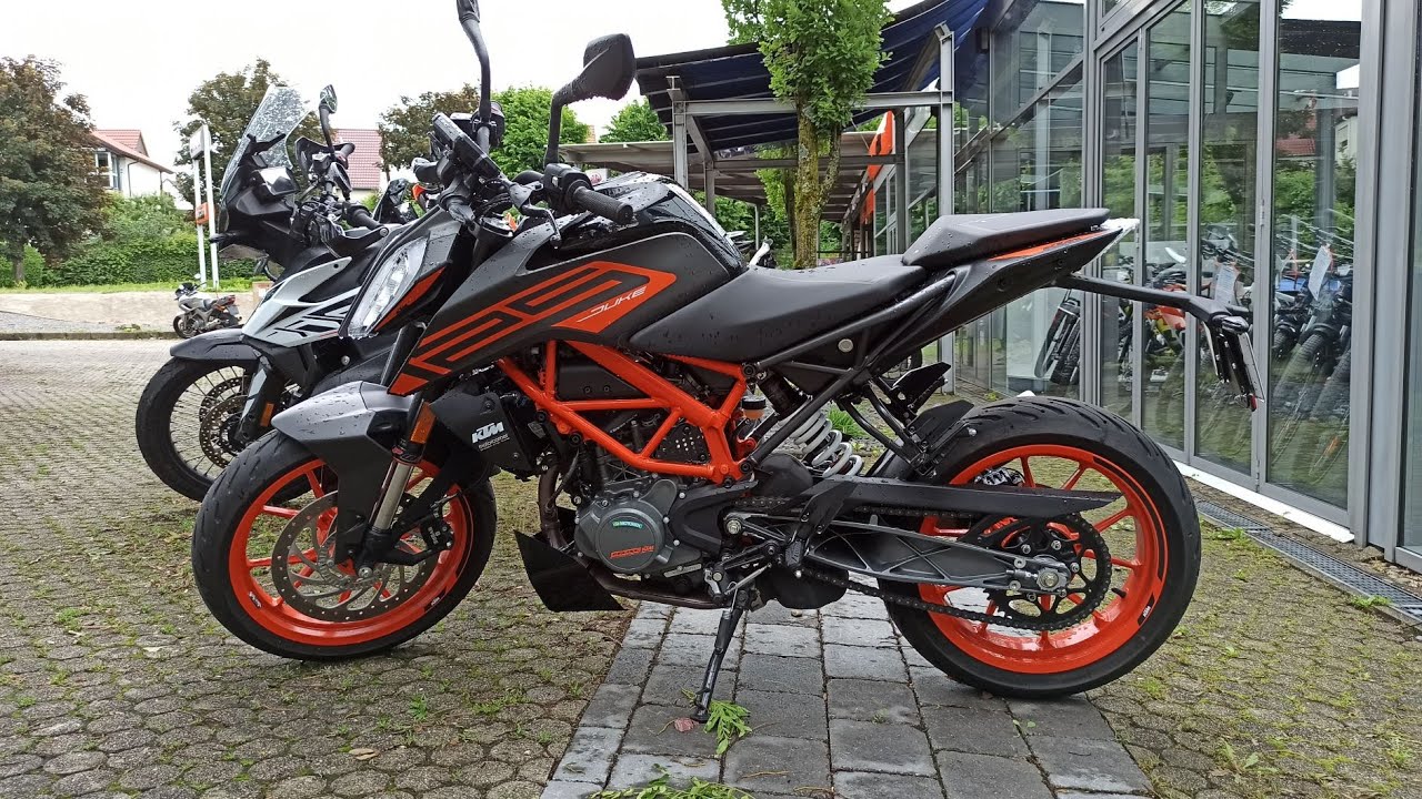 KTM 125 Duke 2021