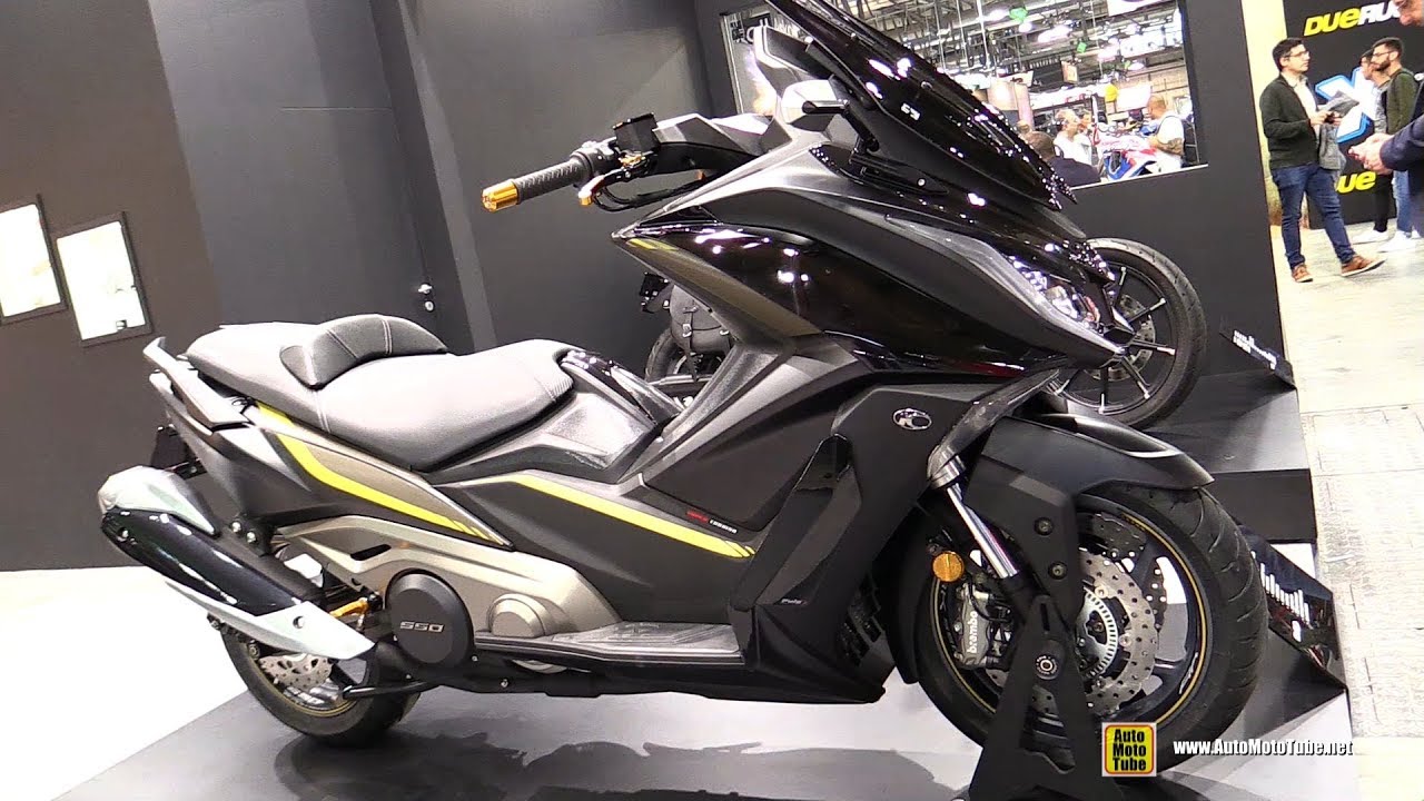 2019 Kymco AK 550 Puig Accessorized - Walkaround - 2018 EICMA Milan -  YouTube