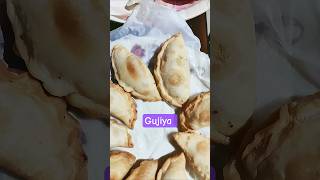 Homemade oil-fried Gujiya 😍💛 #mishineetu17 #shorts
